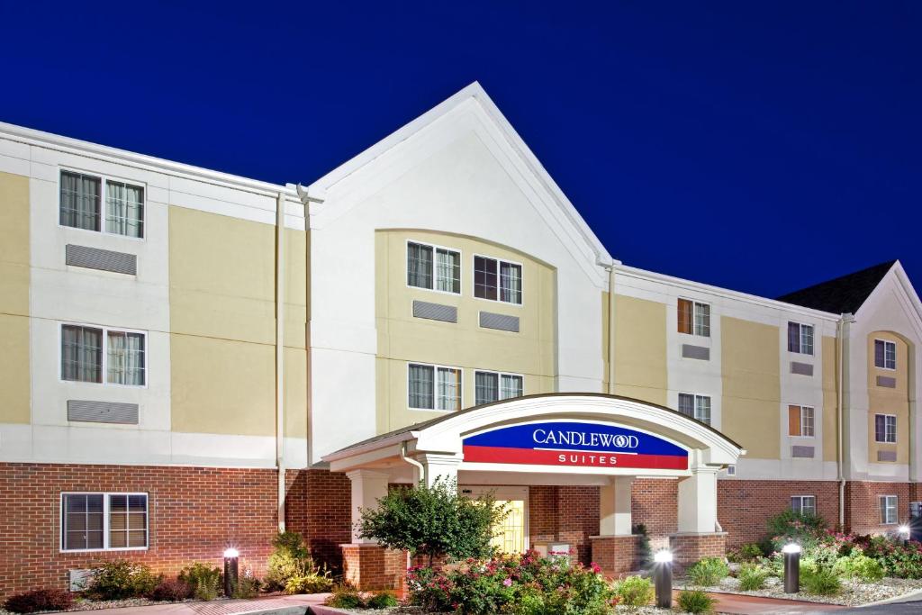 Candlewood Suites Merrillville an IHG Hotel Main image 1